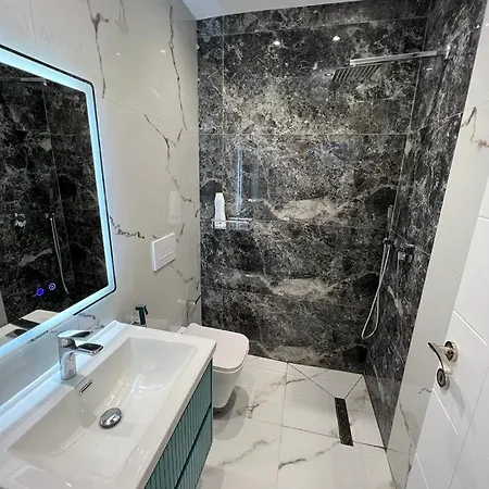 Leti M.shyri1 Apartmán *