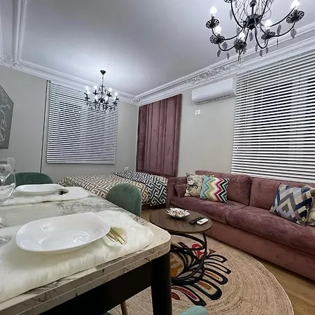 Leti M.shyri1 * Τίρανα